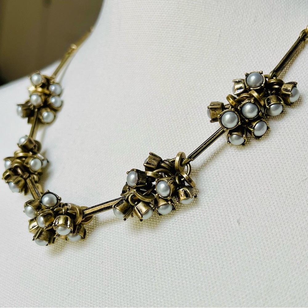 LOFT | Faux Pearl cluster in Gold Tone Necklace 17.5" + 2" Extender